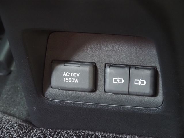 TOYOTA LEXUS NX450H+ AWD 2022 Image 31