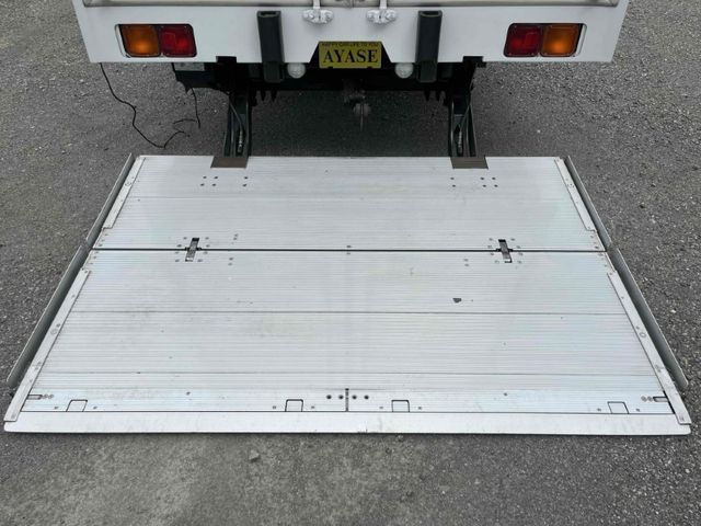 ISUZU FORWARD 2018 Image 31