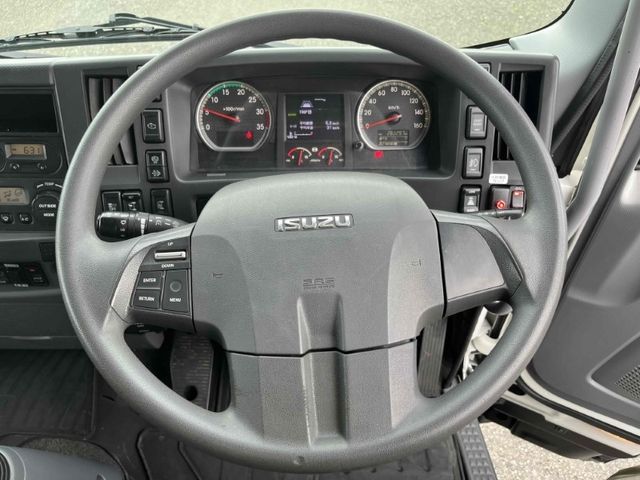 ISUZU FORWARD 2018 Image 31