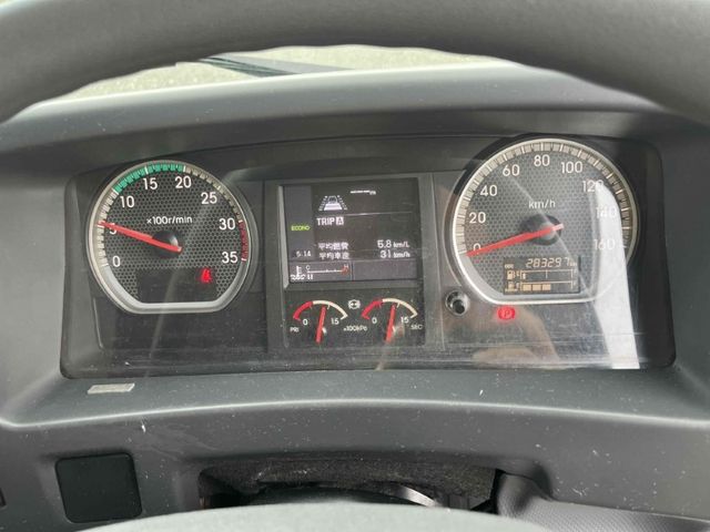 ISUZU FORWARD 2018 Image 31