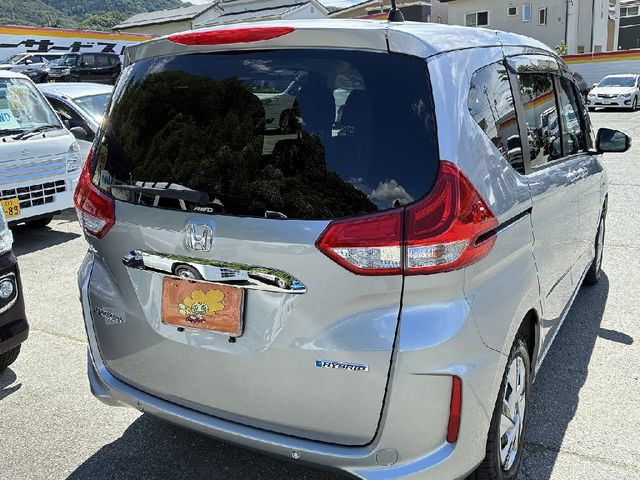 HONDA FREED HYBRID 4WD 2022 Image 31