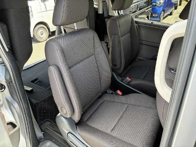 HONDA FREED HYBRID 4WD 2022 Image 31