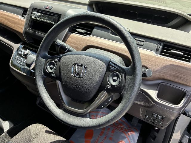 HONDA FREED HYBRID 4WD 2022 Image 31