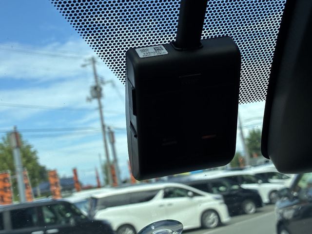 TOYOTA NOAH 4WD 2020 Image 31