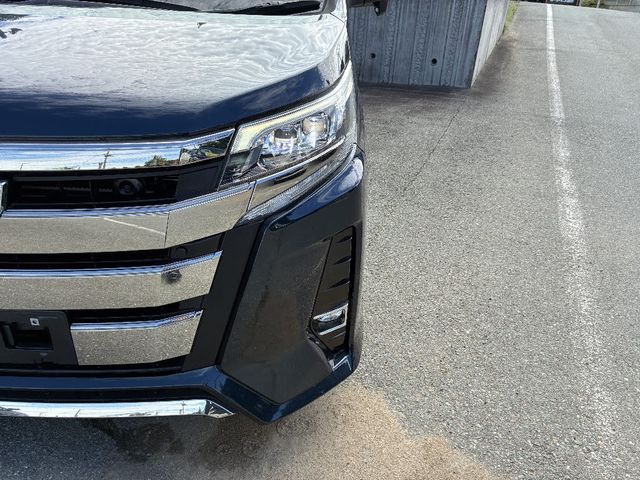 TOYOTA NOAH 4WD 2020 Image 31