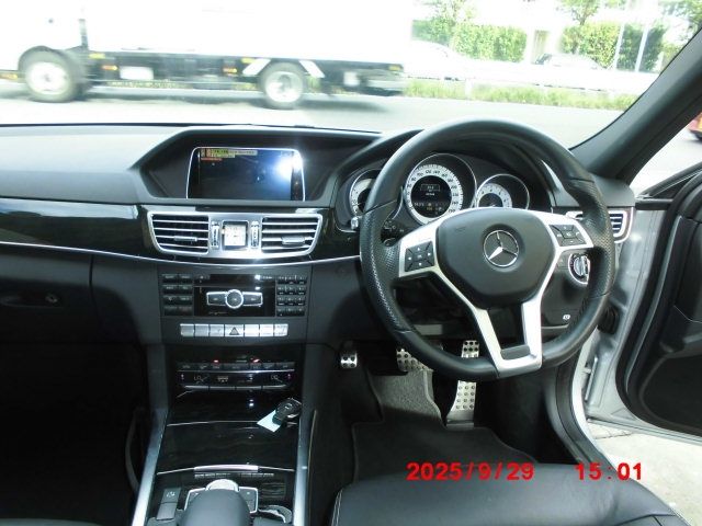 MERCEDES BENZ E CLAS 2013 Image 31
