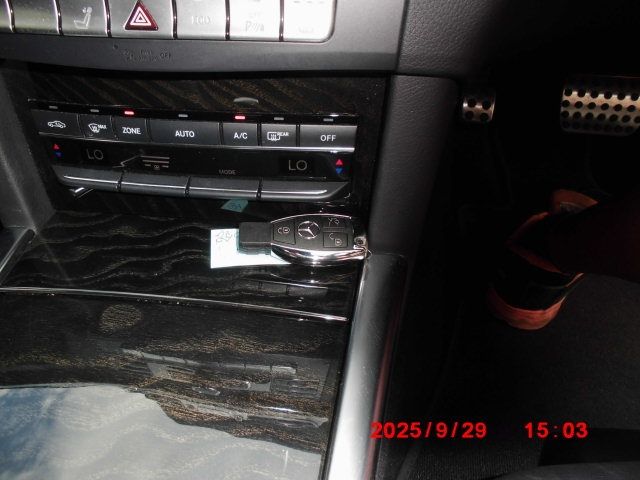 MERCEDES BENZ E CLAS 2013 Image 31