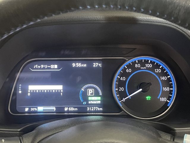 NISSAN LEAF 2018 Image 31