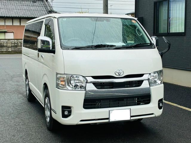 TOYOTA HIACE VAN 2WD 2025 Image 31