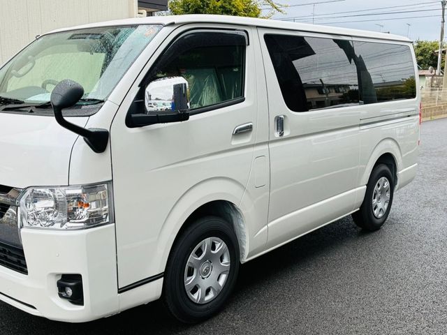 TOYOTA HIACE VAN 2WD 2025 Image 31