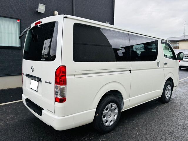TOYOTA HIACE VAN 2WD 2025 Image 31