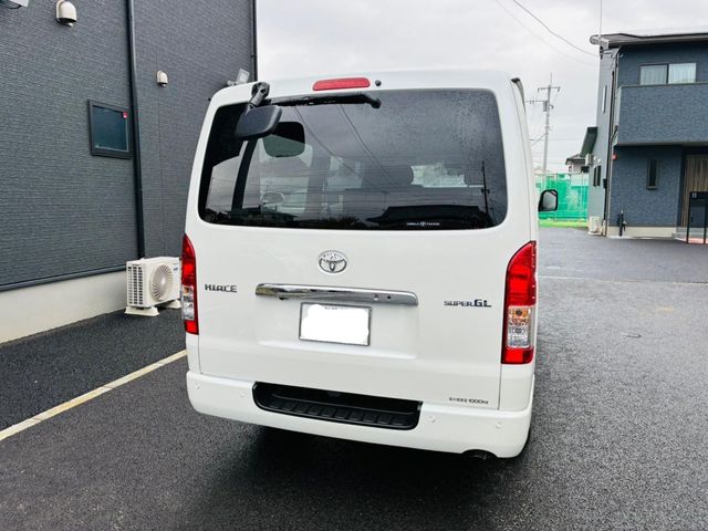 TOYOTA HIACE VAN 2WD 2025 Image 31