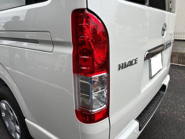 TOYOTA HIACE VAN 2WD 2025 Image 31