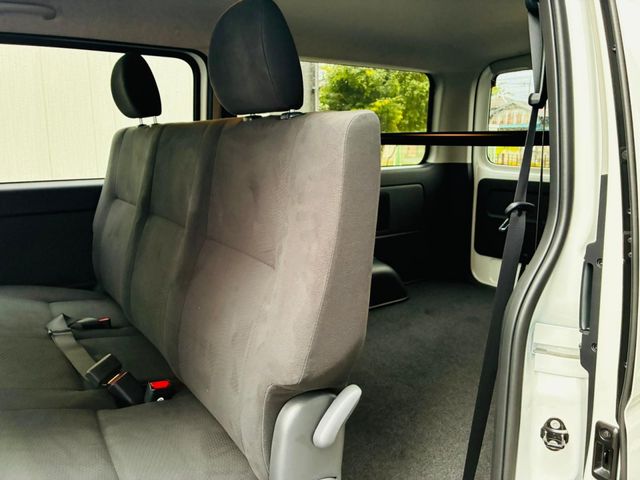 TOYOTA HIACE VAN 2WD 2025 Image 31