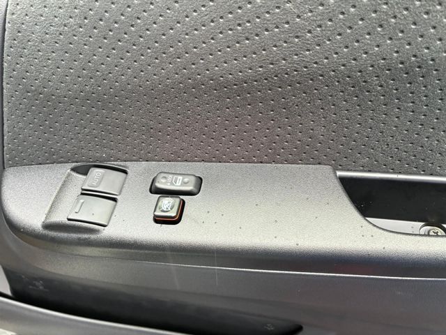 TOYOTA HIACE VAN 2WD 2025 Image 31