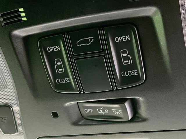 TOYOTA VELLFIRE 2017 Image 31