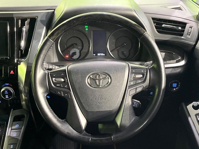 TOYOTA VELLFIRE 2017 Image 31