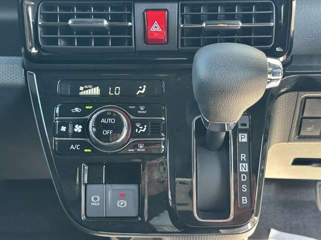 DAIHATSU TANTO CUSTOM 2023 Image 31