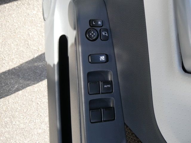 SUZUKI MR WAGON 4WD 2012 Image 31