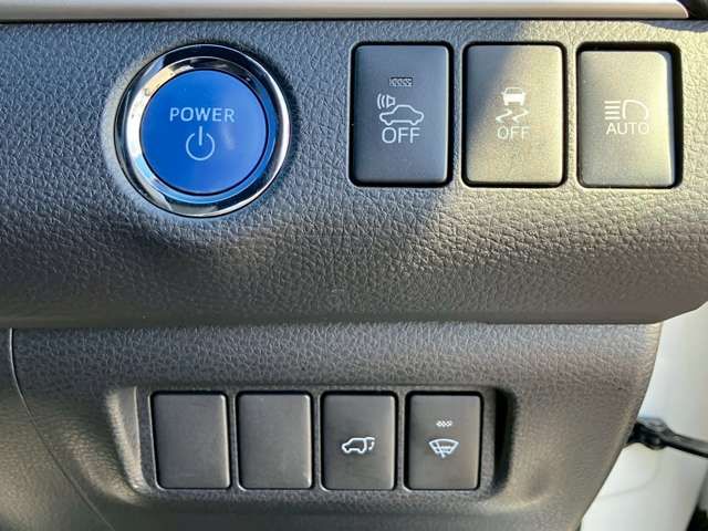 TOYOTA HARRIER HYBRID 2016 Image 31