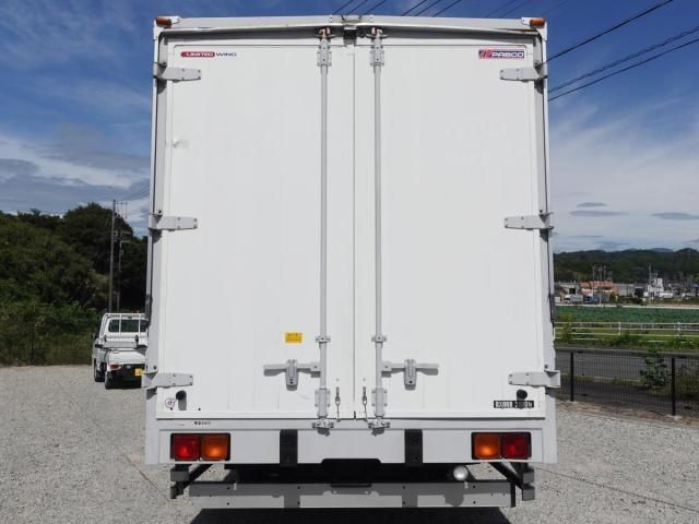 MITSUBISHI FUSOU FIGHTER 2013 Image 31