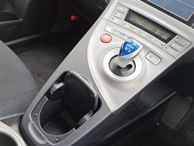 TOYOTA PRIUS 2012 Image 31