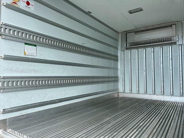 ISUZU ELF 2016 Image 31