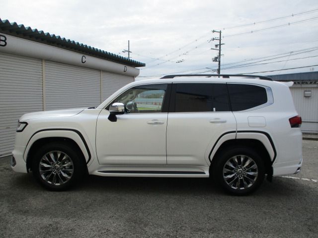 TOYOTA LANDCRUISER WAGON 2023 Image 31