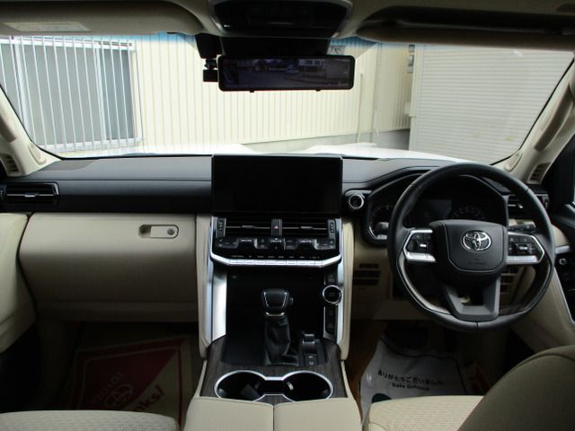 TOYOTA LANDCRUISER WAGON 2023 Image 31