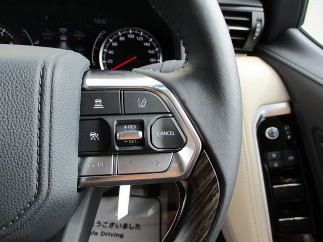 TOYOTA LANDCRUISER WAGON 2023 Image 31