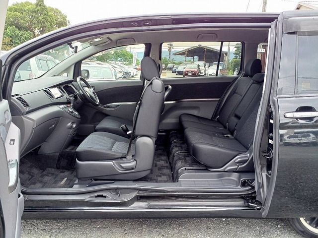 TOYOTA ISIS 2010 Image 31