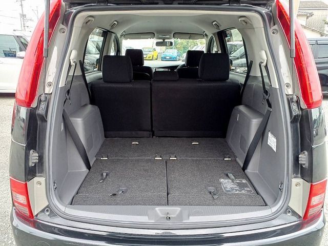 TOYOTA ISIS 2010 Image 31