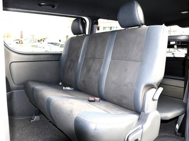 TOYOTA HIACE VAN 4WD 2020 Image 31