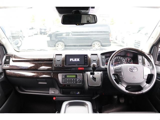 TOYOTA HIACE VAN 2WD 2018 Image 31