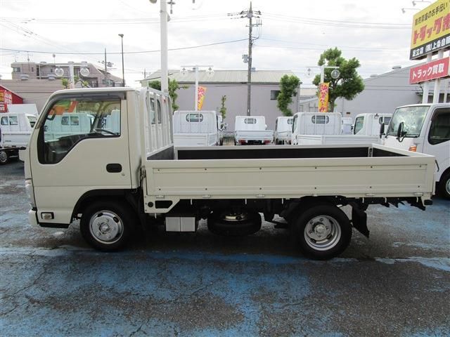 ISUZU  2012 Image 31