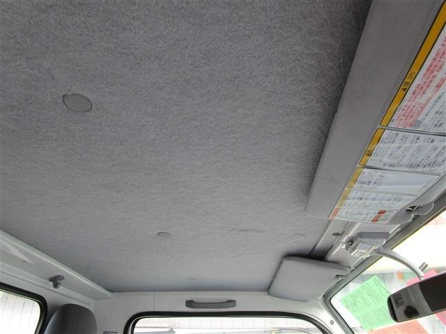 ISUZU  2012 Image 31