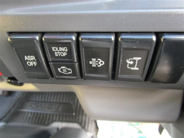 ISUZU  2012 Image 31