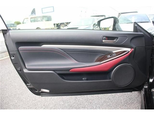 TOYOTA LEXUS RC300 2018 Image 31