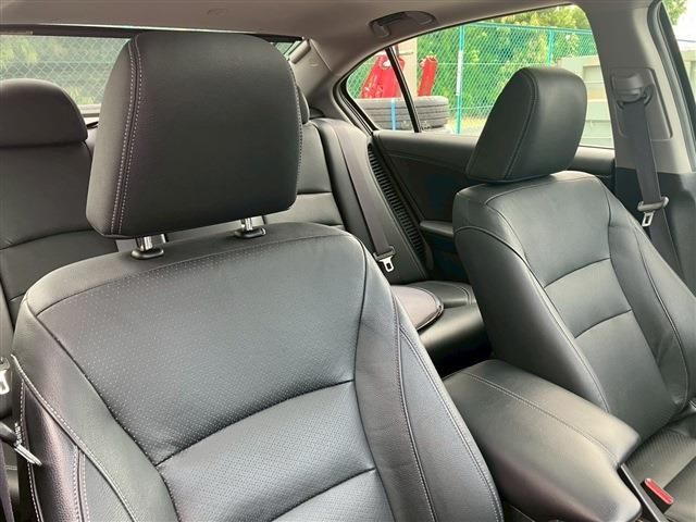 HONDA ACCORD HYBRID 2013 Image 31