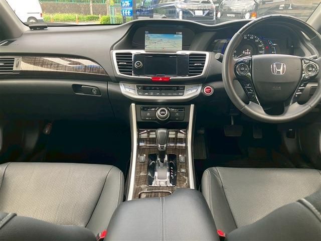 HONDA ACCORD HYBRID 2013 Image 31