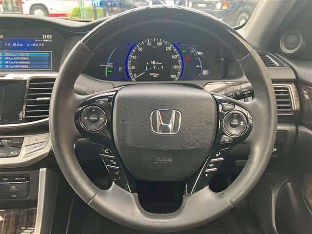 HONDA ACCORD HYBRID 2013 Image 31