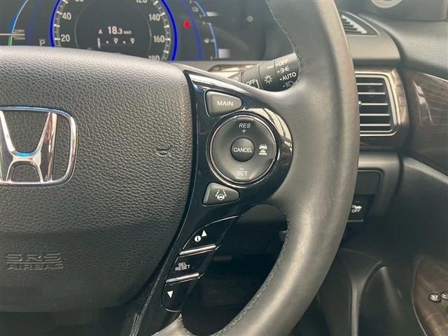 HONDA ACCORD HYBRID 2013 Image 31