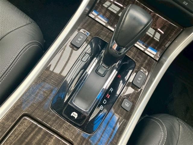 HONDA ACCORD HYBRID 2013 Image 31