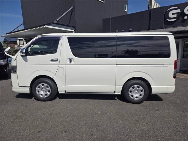 TOYOTA HIACE VAN 4WD 2019 Image 31