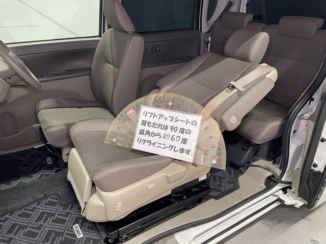 DAIHATSU TANTO 2010 Image 31