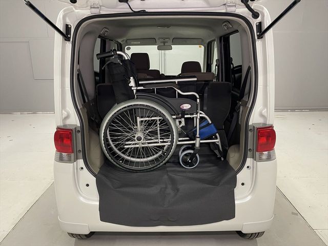 DAIHATSU TANTO 2010 Image 31