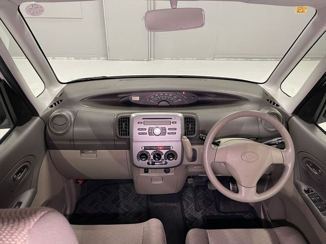 DAIHATSU TANTO 2010 Image 31