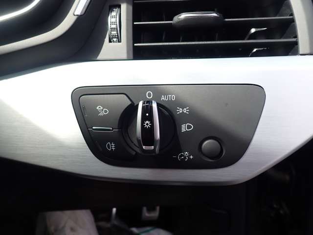 AUDI A4 AVANT 2016 Image 31