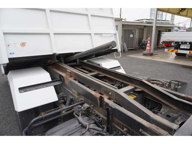 ISUZU ELF 2017 Image 31