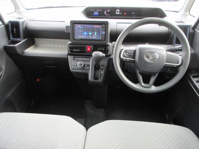 DAIHATSU TANTO 4WD 2021 Image 31